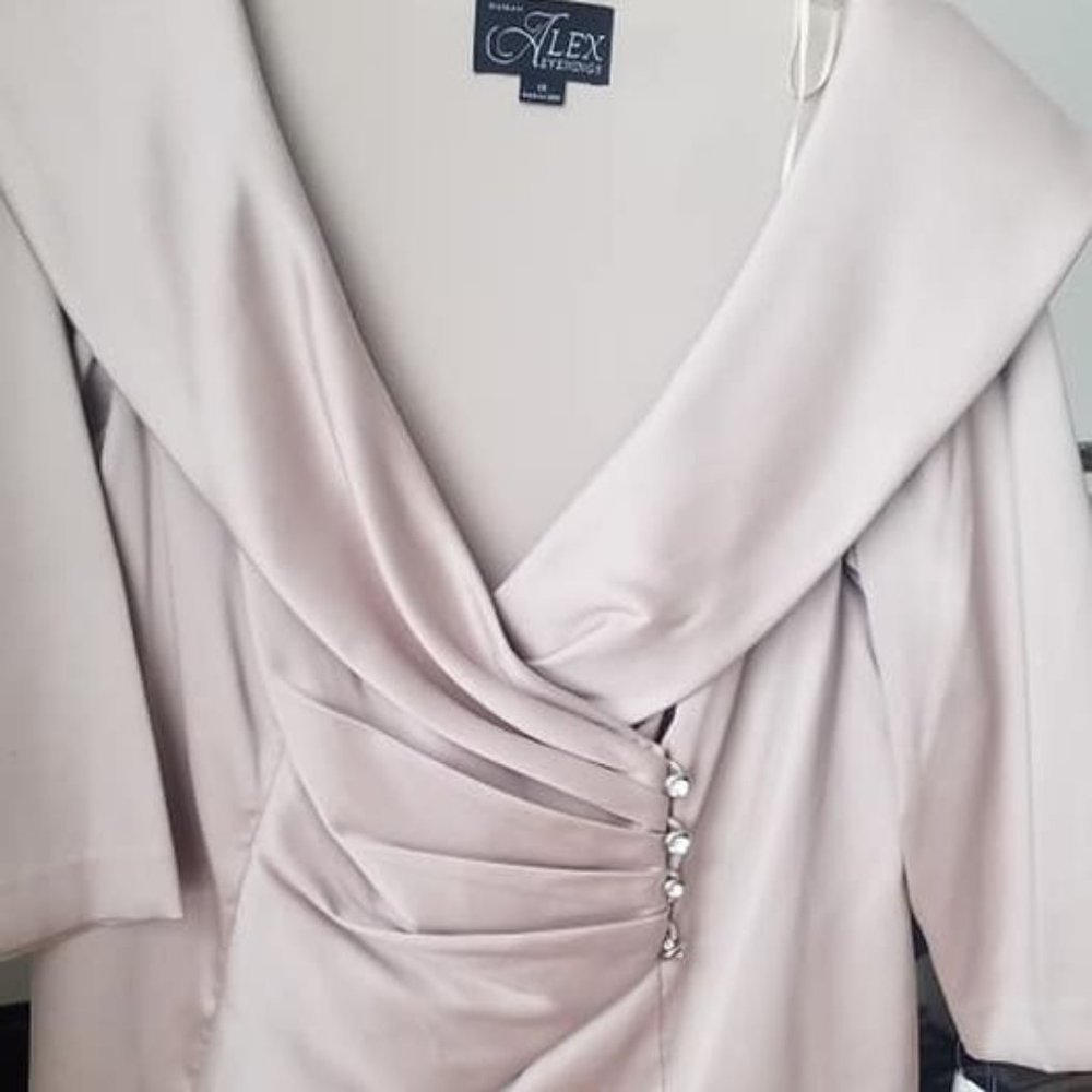 Women's Jacket Elegant Size 1X Brand New